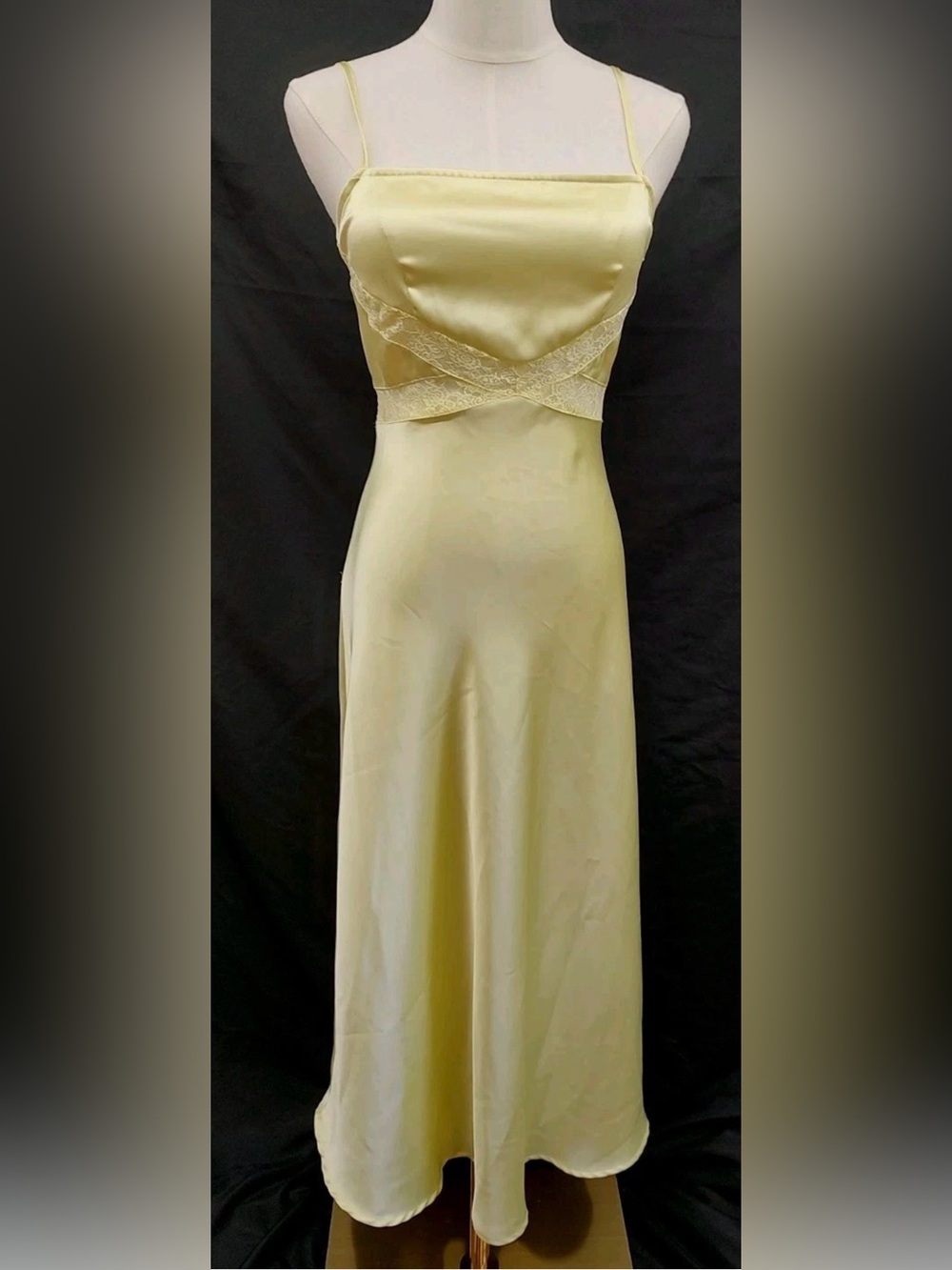 Forever 21 Y2K Vintage Satin Slip Dress light yellow or lemon-color.